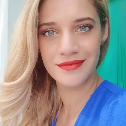  Jenny Theona