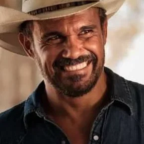 Photo star : Aaron Pedersen