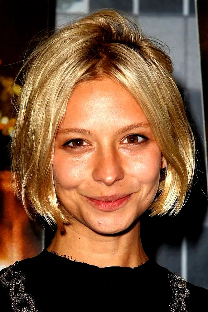  Annabelle Dexter-Jones