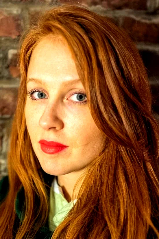  Elizabeth Wood