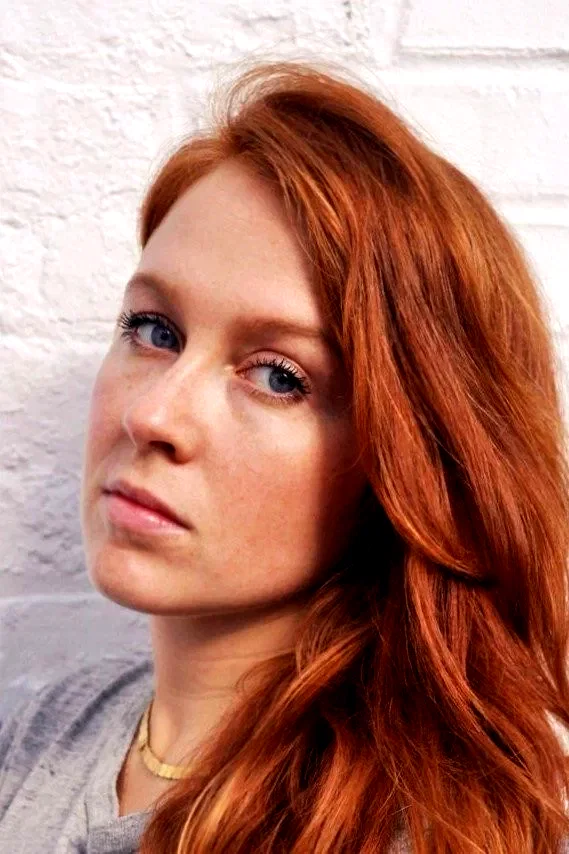  Elizabeth Wood