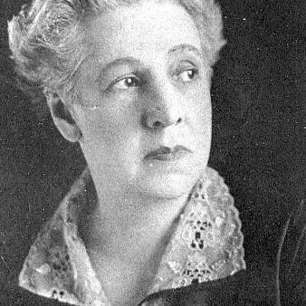  Helen Gilmore