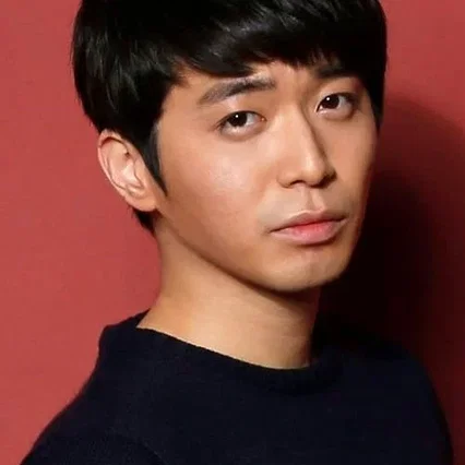  Yan Shengyu