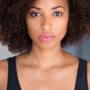  Denise Garcia