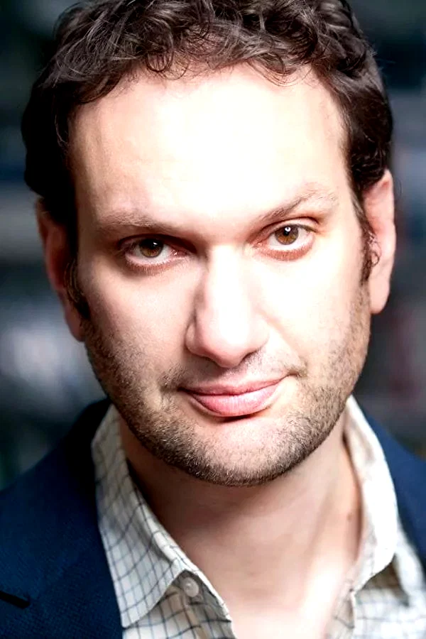  Daniel Ragussis