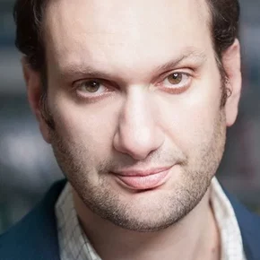 Photo star :  Daniel Ragussis