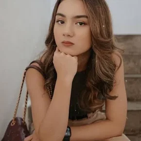 Photo star :  Ersya Aurelia