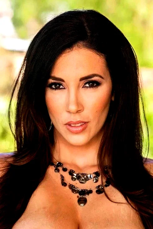  Jelena Jensen
