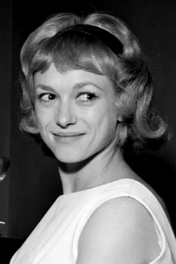 Claire  Sombert