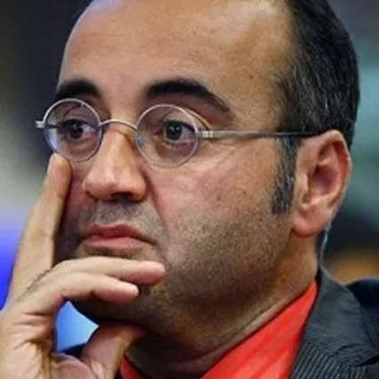  Ardeshir Rostami