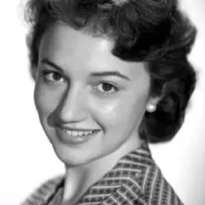  Anne Whitfield