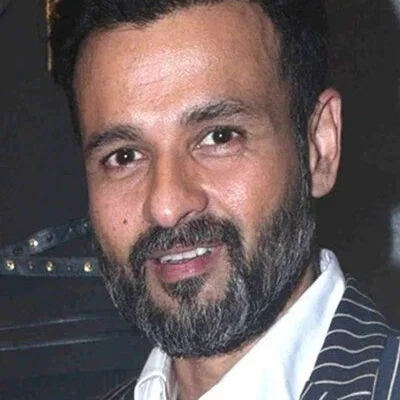 Rohit Roy
