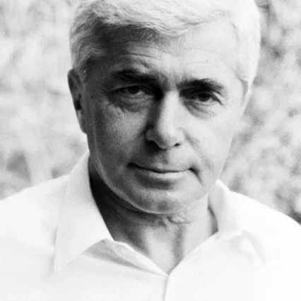 Marek  Piwowski