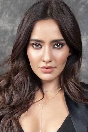  Neha Sharma photo