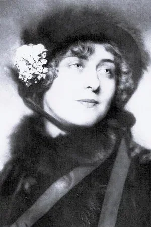  Alice Hechy