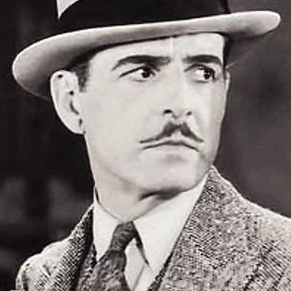  Lloyd Whitlock