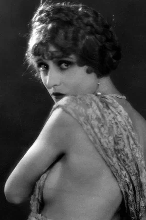  Jacqueline Gadsden