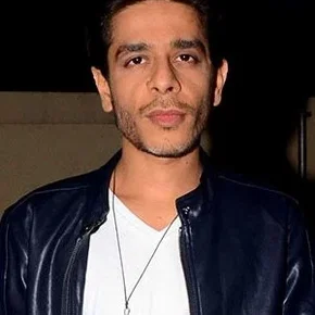 Photo star :  Shashank Arora