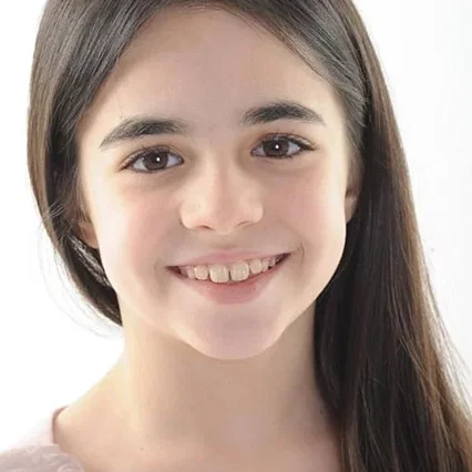  Nicole Cadeddu