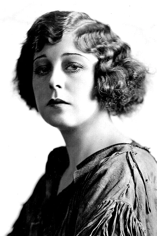 Seena Owen