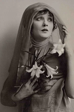  Betty Bouton photo
