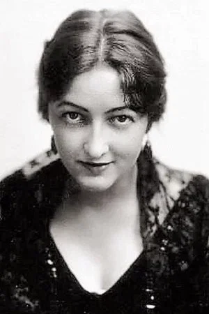  June Elvidge