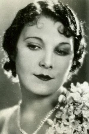  Leatrice Joy