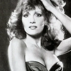 Photo star :  Roz Kelly