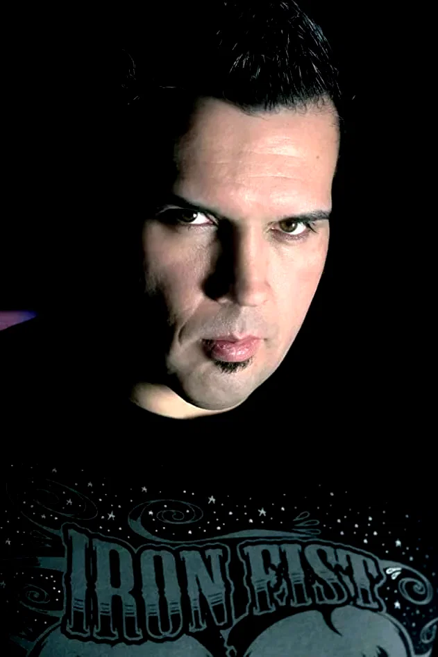  Dan Zachary