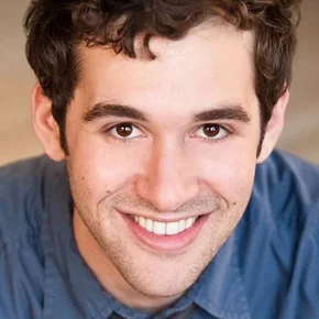 Photo star : Adam Chanler-Berat