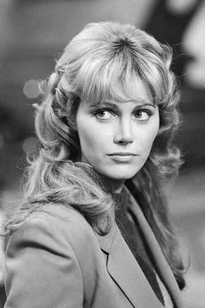  Mary Louise Weller photo
