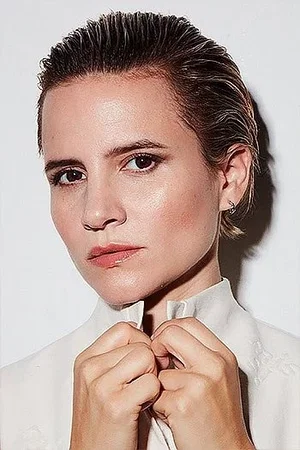  Bianca Comparato