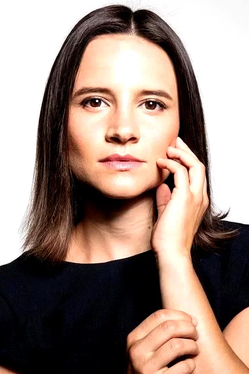  Bianca Comparato