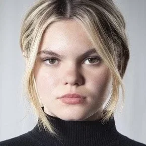 Photo star :  Sasha Gravat Harsch