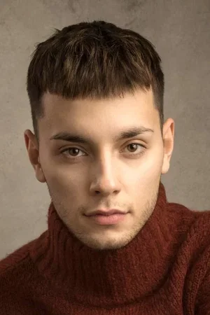  Max Harwood photo