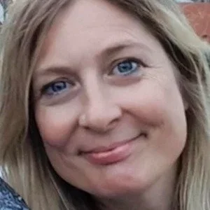  Alice Troughton