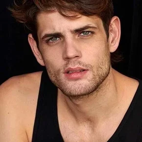 Photo star :  Alberto Olmo