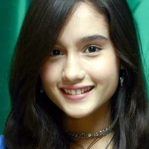 Photo star :  Cinta Laura Kiehl