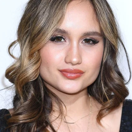  Cinta Laura Kiehl