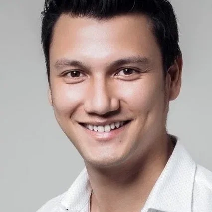  Christian Sugiono