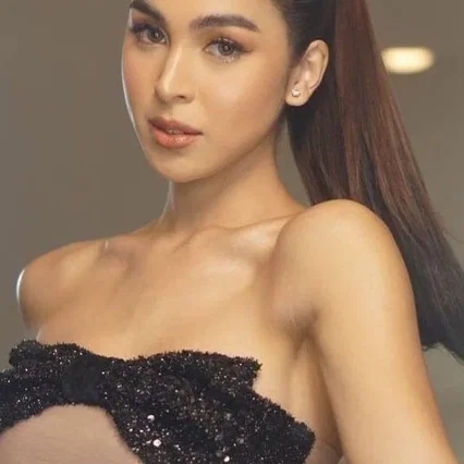  Julia Barretto