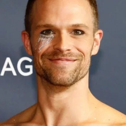  Matthew Richardson