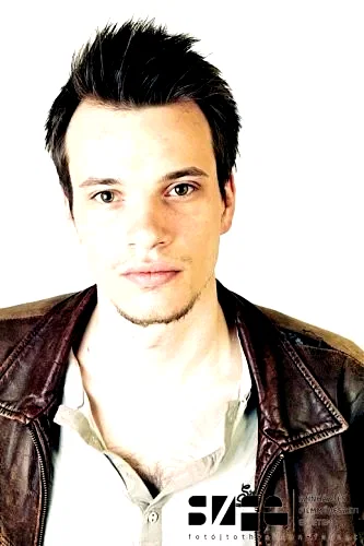  Péter Bárnai