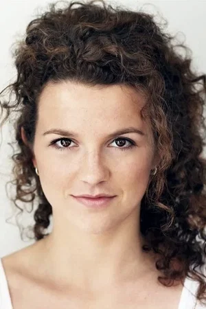  Georgina Hellier photo