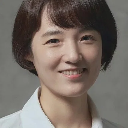  Park Hui-eun