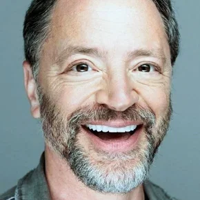 Photo star : Joshua Malina