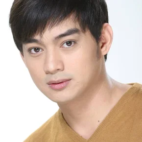 Photo star :  Vance Larena