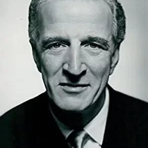  Jerry Desmonde