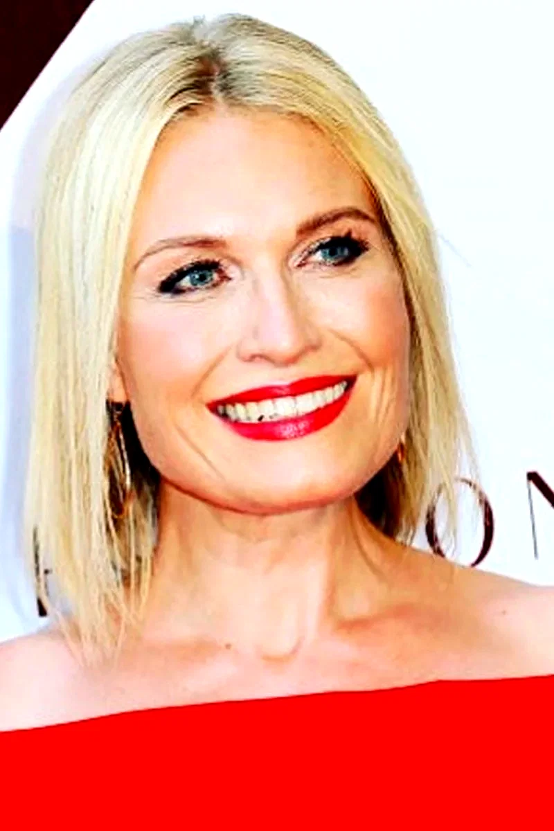  Tosca Musk