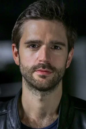  Mathieu Naert photo